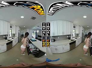 Valerica Steele 설거지 하면서 현실에서 더러워져