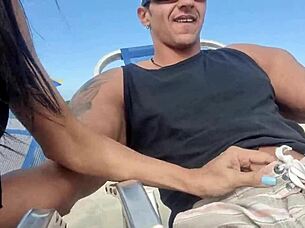 Jeg chiller på Copacabana-stranden og får ræva knullet av stor kuk... komplett på XV Red