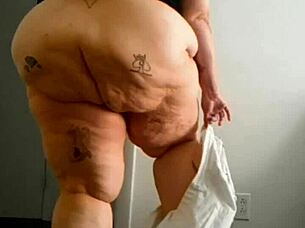 Αργή κίνηση misfitangel bbw λατρεία κώλου με μεγάλο πουλί