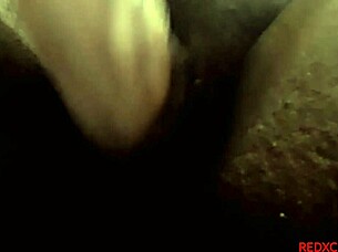 Elektriker fångar fru som knullar med stor svart kuk i doggystyle!