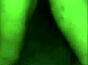 onko tämä villi swing-party, jossa melissa devassa saa nussia rannalla ja uima-altaassa?