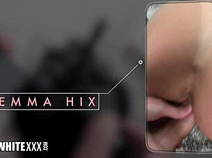 Saya Nonton Emma Hix Dapat Blowjob Ganda dan Memek Dientot di Threesome, Wah