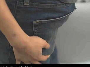 Alexia Anders и Tommy Pistol занимаются чувственным сексом, полным страсти