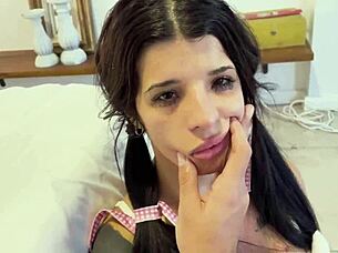 Claque-moi et nique-moi dur papa !