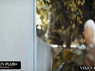 Lena Paul an ihre Grenzen gebracht in heißem Vixenplus Dreier