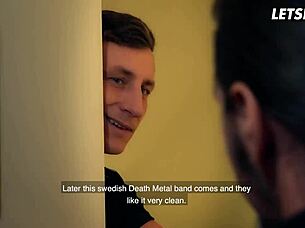 Латина тийн 18+ чука собственика на хостела яко