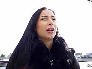 德国侦察 - 完美德国拉丁18+少女Caramella del X 被巨根猛干的粗糙自制片 😘