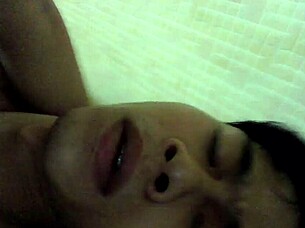 Husband and Wife Fight in Da Nang