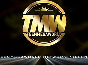 Hottie lures lad into kitchen