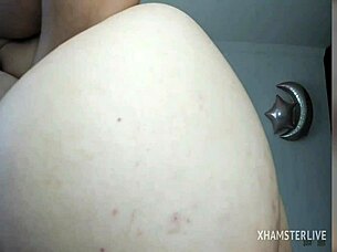 massage session with cute 18 year old