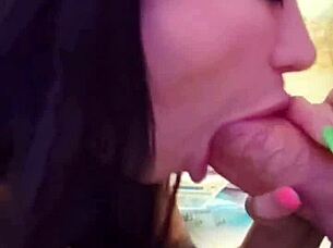 Me tragué su verga gruesa por todos mis hoyos y mi culo terminó lleno de semen