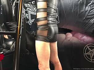 I fuck the mistress's pussy on the sex swing in black gothic style