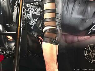 I fuck the mistress's pussy on the sex swing in black gothic style