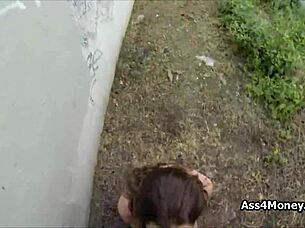 Perky teen earns thousand bucks in outdoor quickie