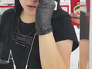 novinha moans loudly while masturbating to cum