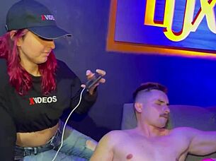 fui na festa com a colega de faculdade