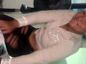 Watch This Colombian Babe Suck A Huge Cock In 4K!