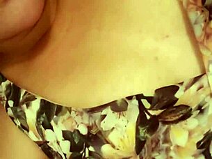 Novinha Gemendo Gostoso - Parte 1