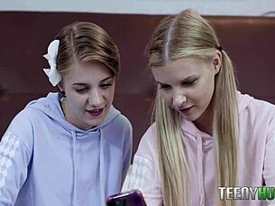 Petite Stepsisters Harlowe West Dakota Burns