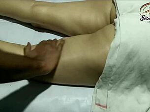 indian lady receives full body massage