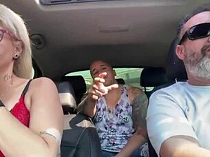 pegamos carona com ted e aprontamos muito