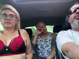 pegamos carona com ted e aprontamos muito