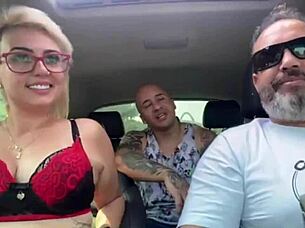 pegamos carona com ted e aprontamos muito