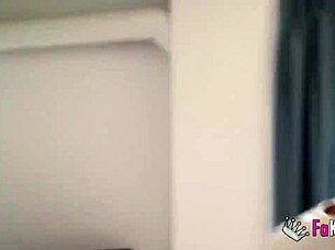 This penniless Italian babe, Eva Fay, finds a quick job in porn and she's on fire