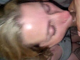 Blanquita Recibe Mucha Leche En La Cara