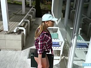 i'm alexa flexy getting fucked hard by vince karter's big cock