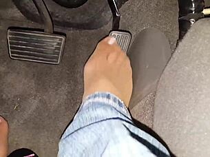 Intimate amateur webcam fetish show