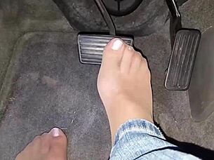 Intimate amateur webcam fetish show