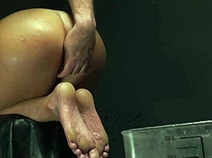 Naiad Part 3: 'Do You Want Anal Toys and Enema?' in Hentai