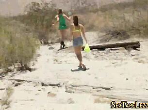 real lesbos flashing bubble butts outside in homemade amateur fun 😏