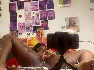 I Masturbated My Pussy With Dildo In Front Of Mirror 😘