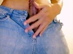 look at that big cock! he's masturbating on webcam!