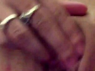 She's Using A Vibrator On Her Dry Pussy Lips, Feels So Good!