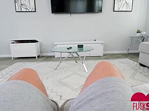 Stella Luxx Wants Attention