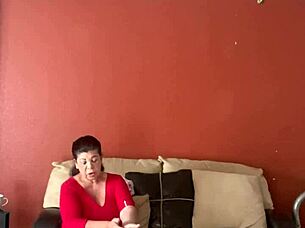 She gets an erotic pussy massage.