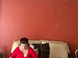 She gets an erotic pussy massage.