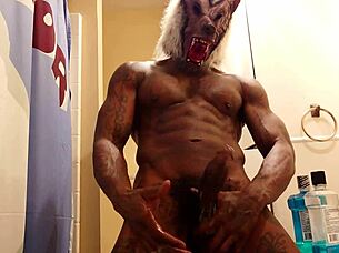 Hallelujah Johnson worships big black hairy dick in pillow talk.