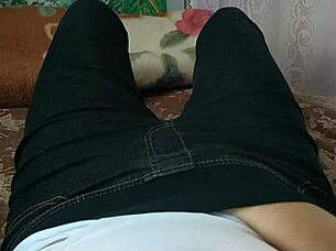 teen amateur masturbates solo with toys to squirting orgasm