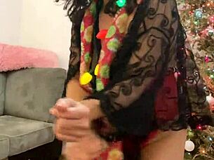 Does Anna Maria do Christmas special in red lingerie?