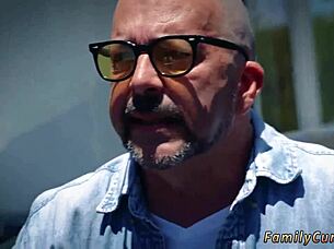 Exquisite Teen 18+ Engages in Hardcore Sex During Day Freakout