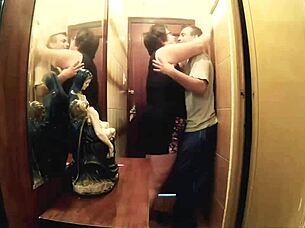 Watch me fuck the fat girl between walls, sucking cock then pounding pussy and ass