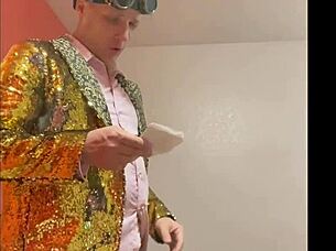 milf mchenry cruiser blows cock while doing standup comedy 😄