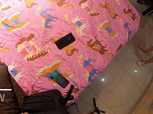 returning to prostitution after tough months in ecuador