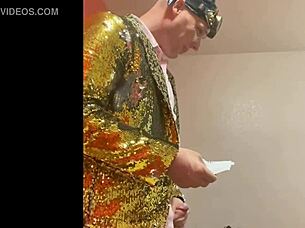 milf mchenry cruiser blows cock while doing standup comedy 😄