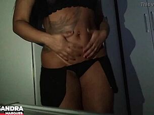 Morena dancing sensually? Big tits and ass.