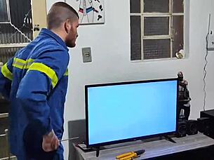 Electrician Helps With Tv, Gets Paid With Sex